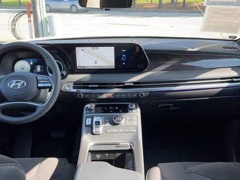 Used 2025 Hyundai Palisade Calligraphy image 23