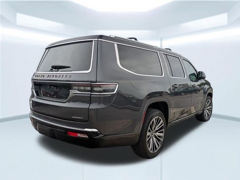 Used 2024 Jeep Grand Wagoneer L Series III image 2