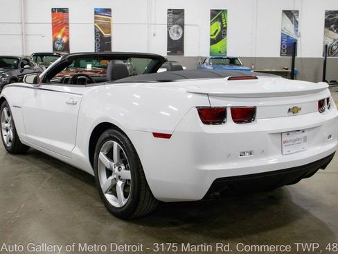 Used 2013 Chevrolet Camaro LT RWD image 5