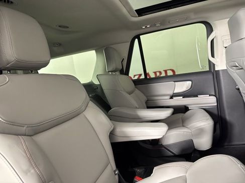 New 2025 Ford Expedition Max Active image 23