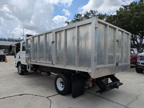 Used 2024 Chevrolet Low Cab Forward RWD image 6