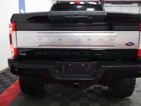 Used 2017 Ford F350 Platinum w/ Platinum Ultimate Package AWD/4WD image 31