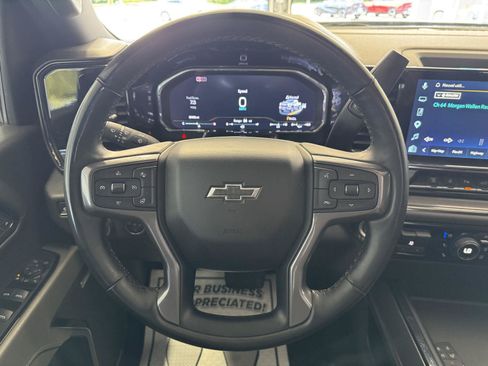 Used 2024 Chevrolet Silverado 2500 ZR2 w/ Technology Package AWD/4WD image 20