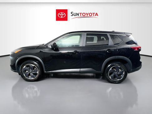 Used 2025 Nissan Rogue SV FWD image 7