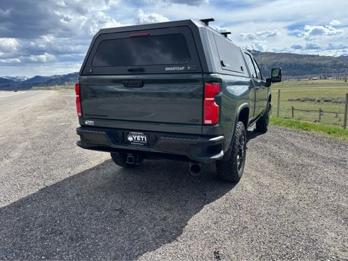 Used 2025 Chevrolet Silverado 3500 LTZ w/ Trail Boss Package image 9