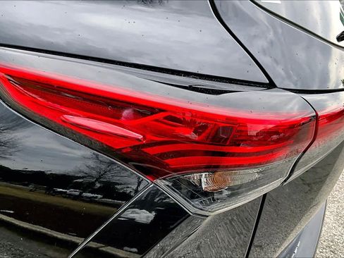 Used 2023 Toyota Highlander Limited image 29