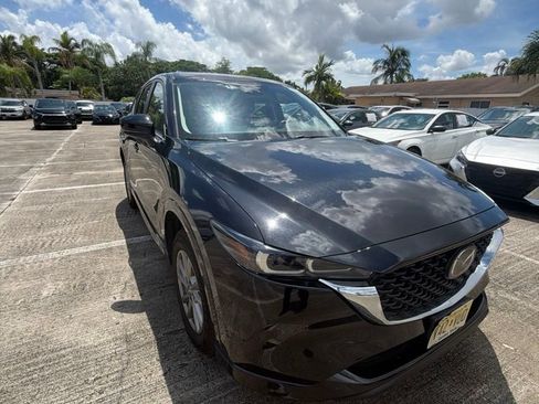 Used 2025 MAZDA CX-5 AWD 2.5 S w/ Preferred Package image 3