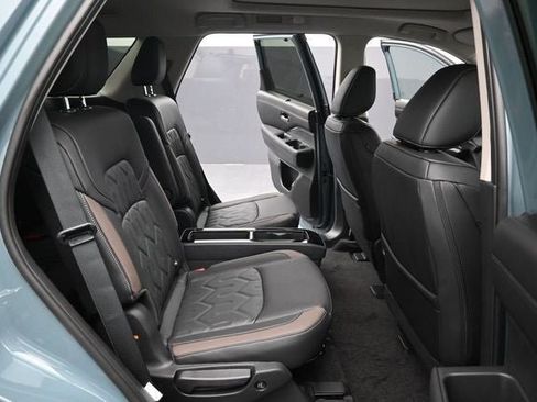 New 2026 Nissan Pathfinder Platinum AWD/4WD image 28