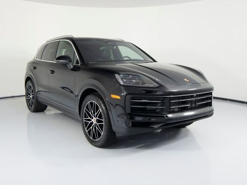 New 2026 Porsche Cayenne image 12