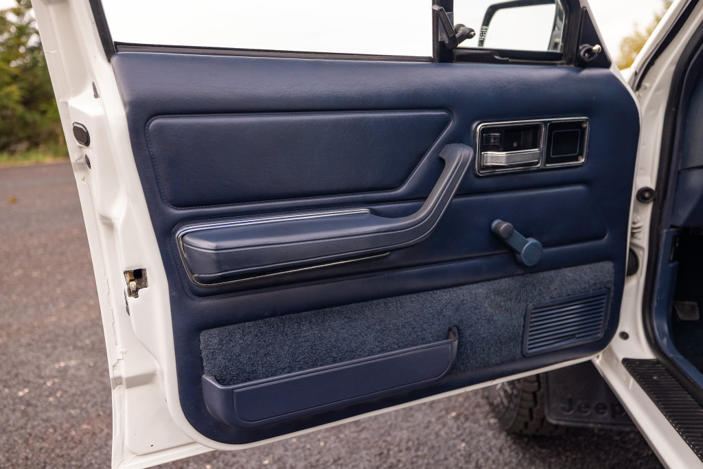 Used 1988 Jeep Comanche Pioneer AWD/4WD image 77