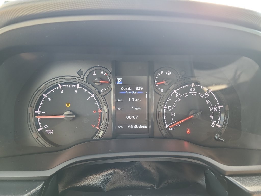 Used 2022 Toyota 4Runner SR5 AWD/4WD image 19