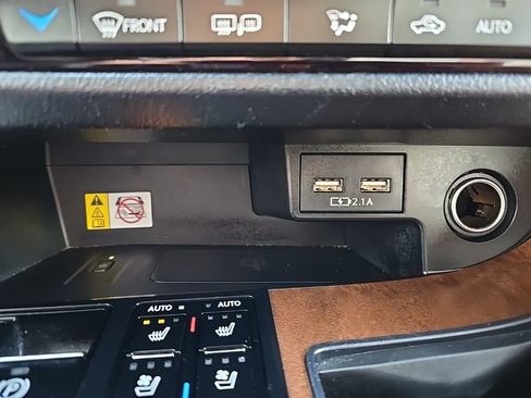 Used 2022 Lexus RX 350L Premium image 28