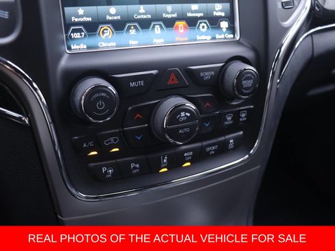 Used 2018 Jeep Grand Cherokee Trailhawk w/ Trailhawk Luxury Group AWD/4WD image 6