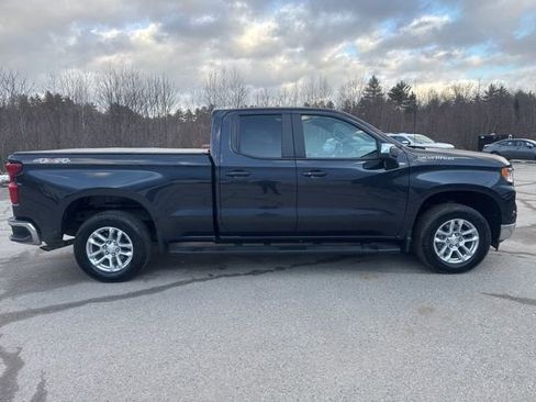 Used 2024 Chevrolet Silverado 1500 LT image 7