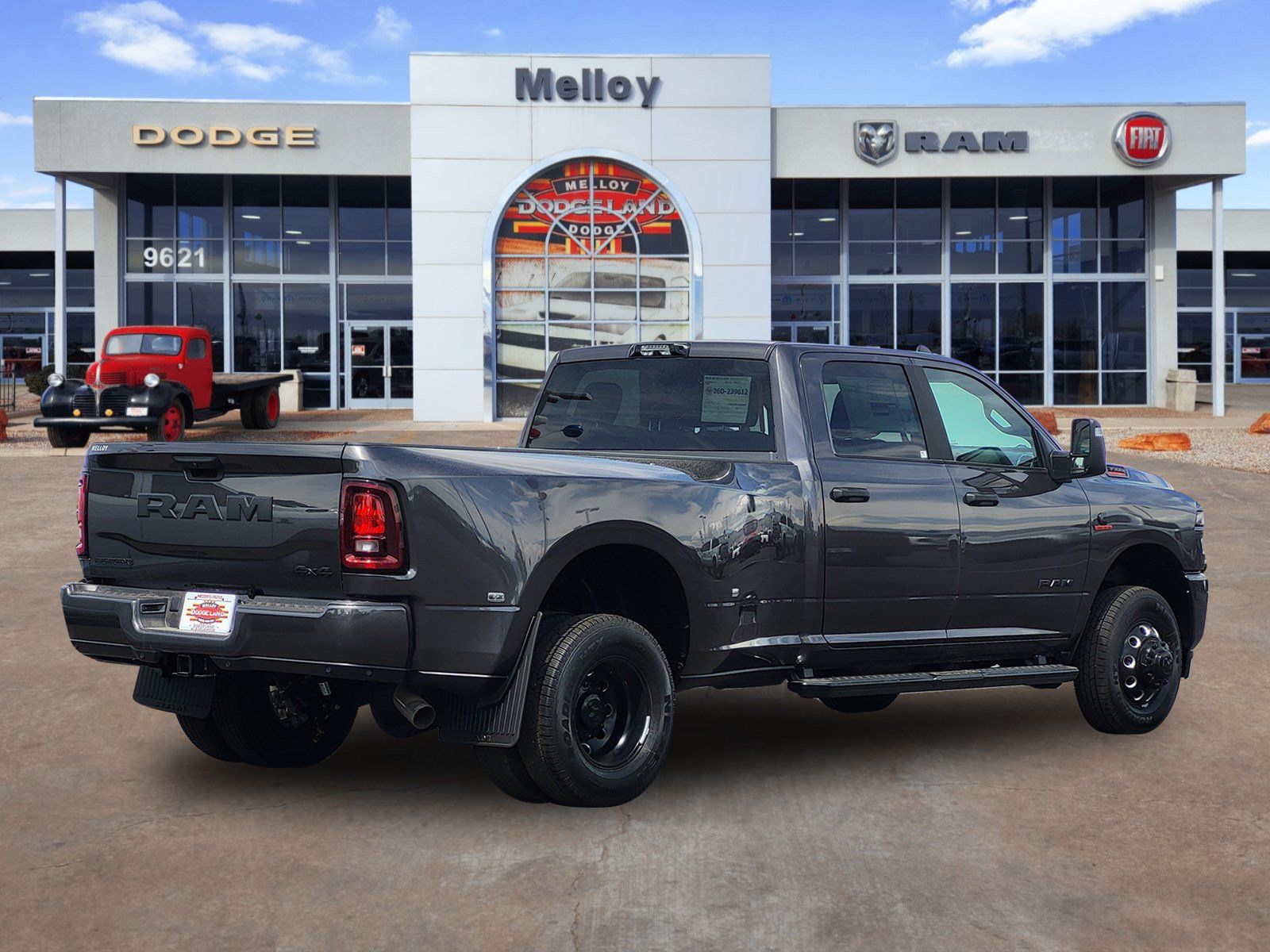 New 2026 RAM 3500 Big Horn AWD/4WD image 4