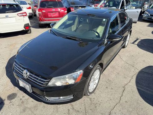 Used 2012 Volkswagen Passat 2.5 SEL Premium image 7