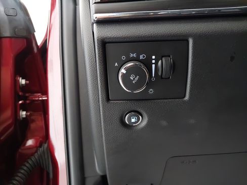 Used 2021 Jeep Grand Cherokee Limited w/ Quick Order Package 28K 80th AWD/4WD image 24
