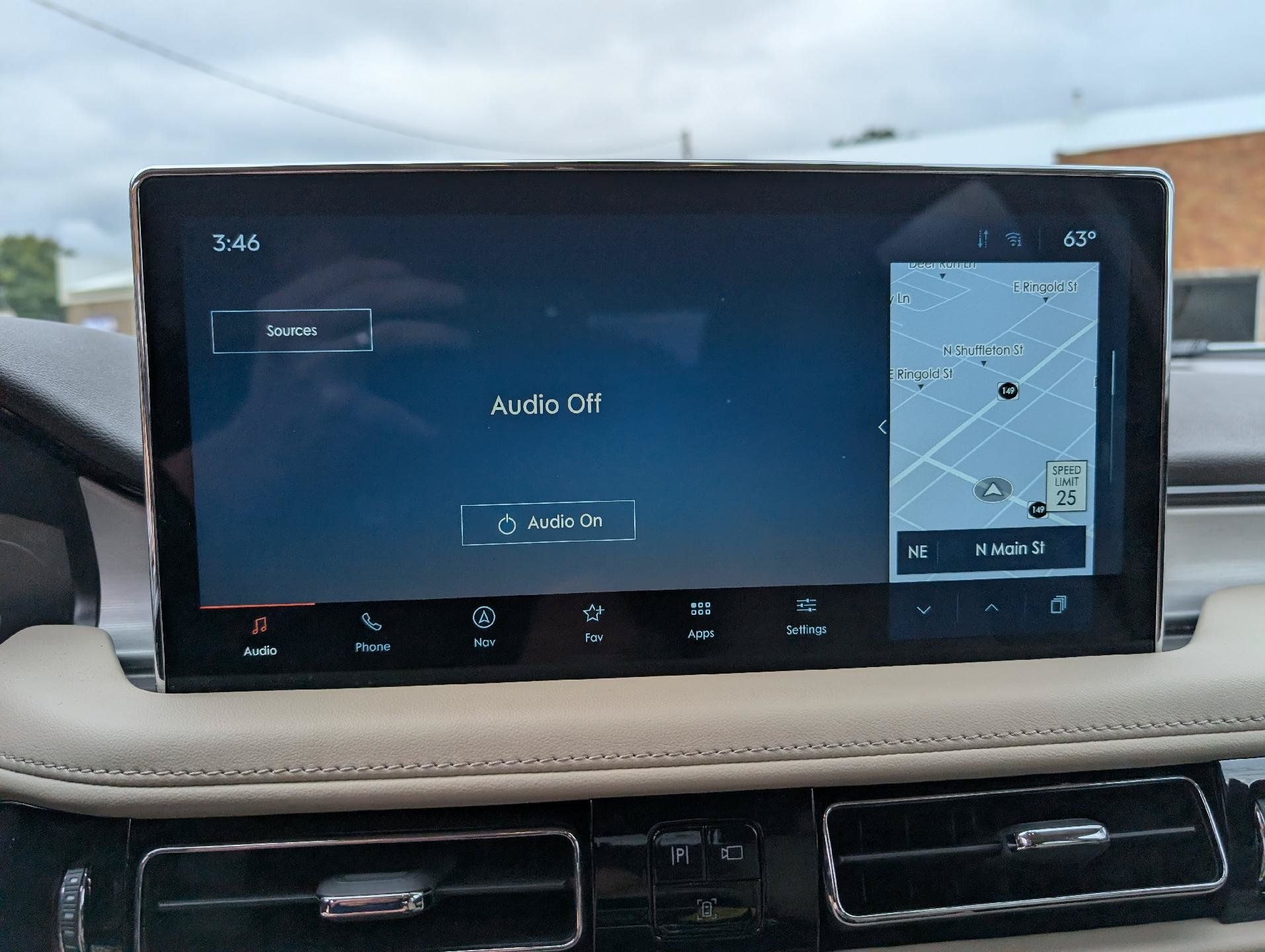 Used 2023 Lincoln Nautilus AWD w/ Premium Package image 26