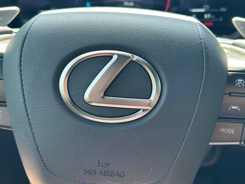 Used 2025 Lexus GX 550 w/ Accessory Package (2T) AWD/4WD image 42