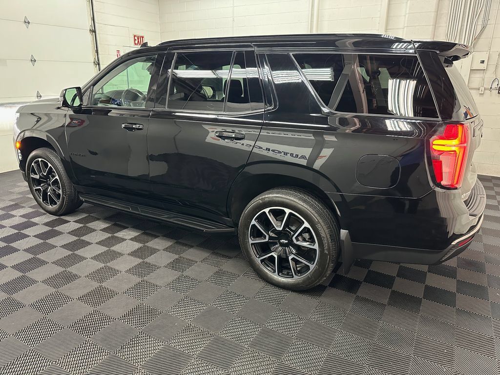 Used 2022 Chevrolet Tahoe RST w/ Luxury Package AWD/4WD image 6