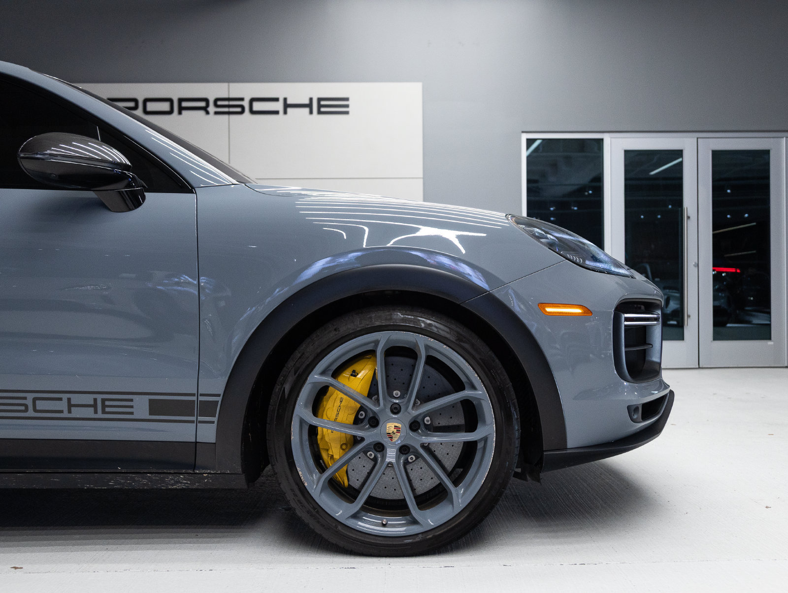 Certified 2023 Porsche Cayenne Turbo GT AWD/4WD image 11