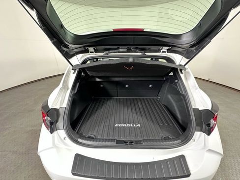 Used 2023 Toyota Corolla SE image 13