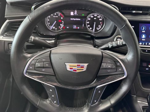 Certified 2023 Cadillac XT5 Premium Luxury AWD/4WD image 12