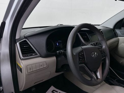 Used 2017 Hyundai Tucson SE image 9