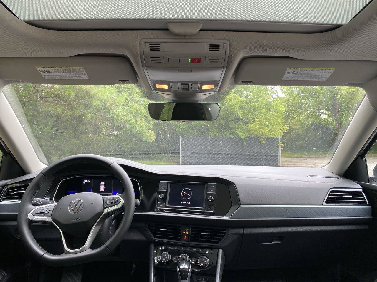 Used 2022 Volkswagen Jetta SE FWD image 22