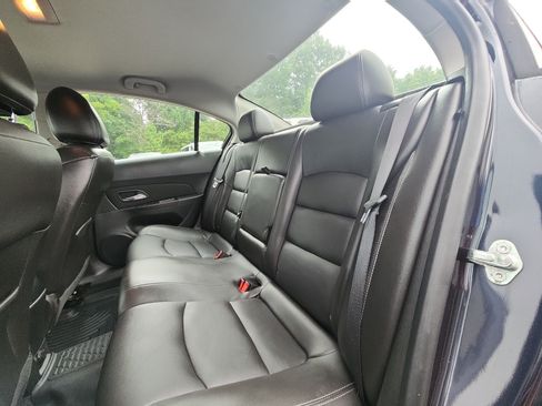 Used 2015 Chevrolet Cruze LT FWD image 18