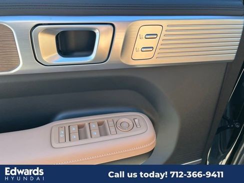 New 2025 Hyundai Santa Fe Limited image 15