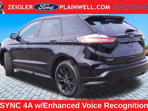 Used 2023 Ford Edge SE w/ Black Appearance Package AWD/4WD image 3