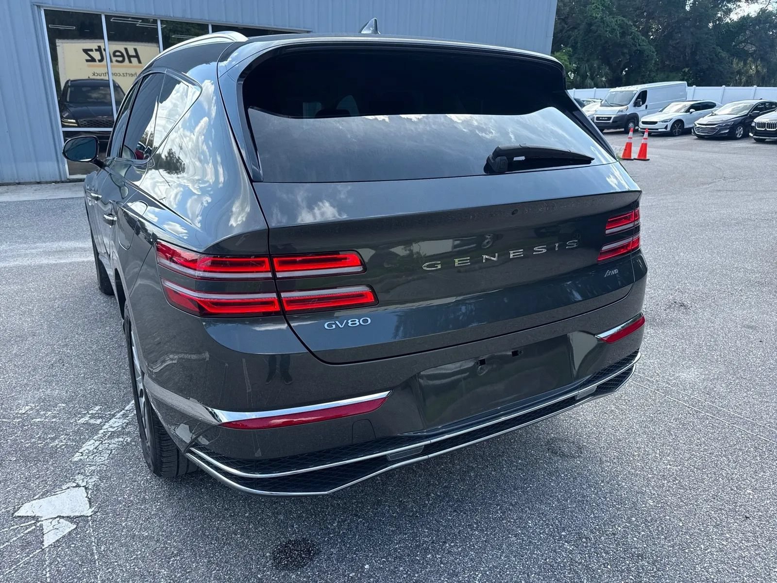 Used 2025 Genesis GV80 2.5T Standard AWD/4WD image 10