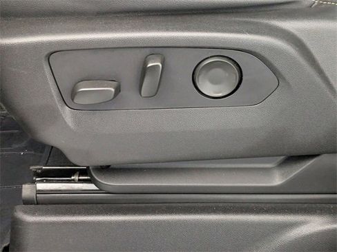 Used 2021 Chevrolet Tahoe Premier image 14