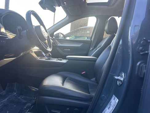 Used 2025 MAZDA CX-70 3.3 Turbo w/ Preferred Package image 27