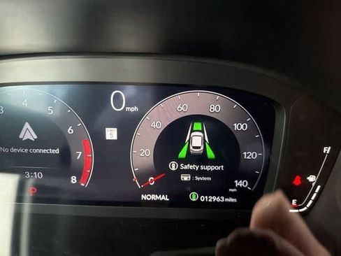 Used 2025 Acura ADX A-Spec image 15