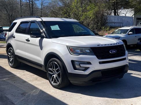 Used 2016 Ford Explorer Sport image 8