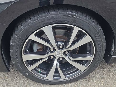 Used 2016 Nissan Maxima Platinum FWD image 7