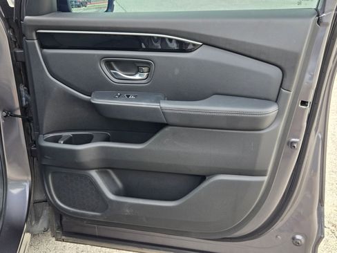 Used 2023 Honda Pilot Touring image 28