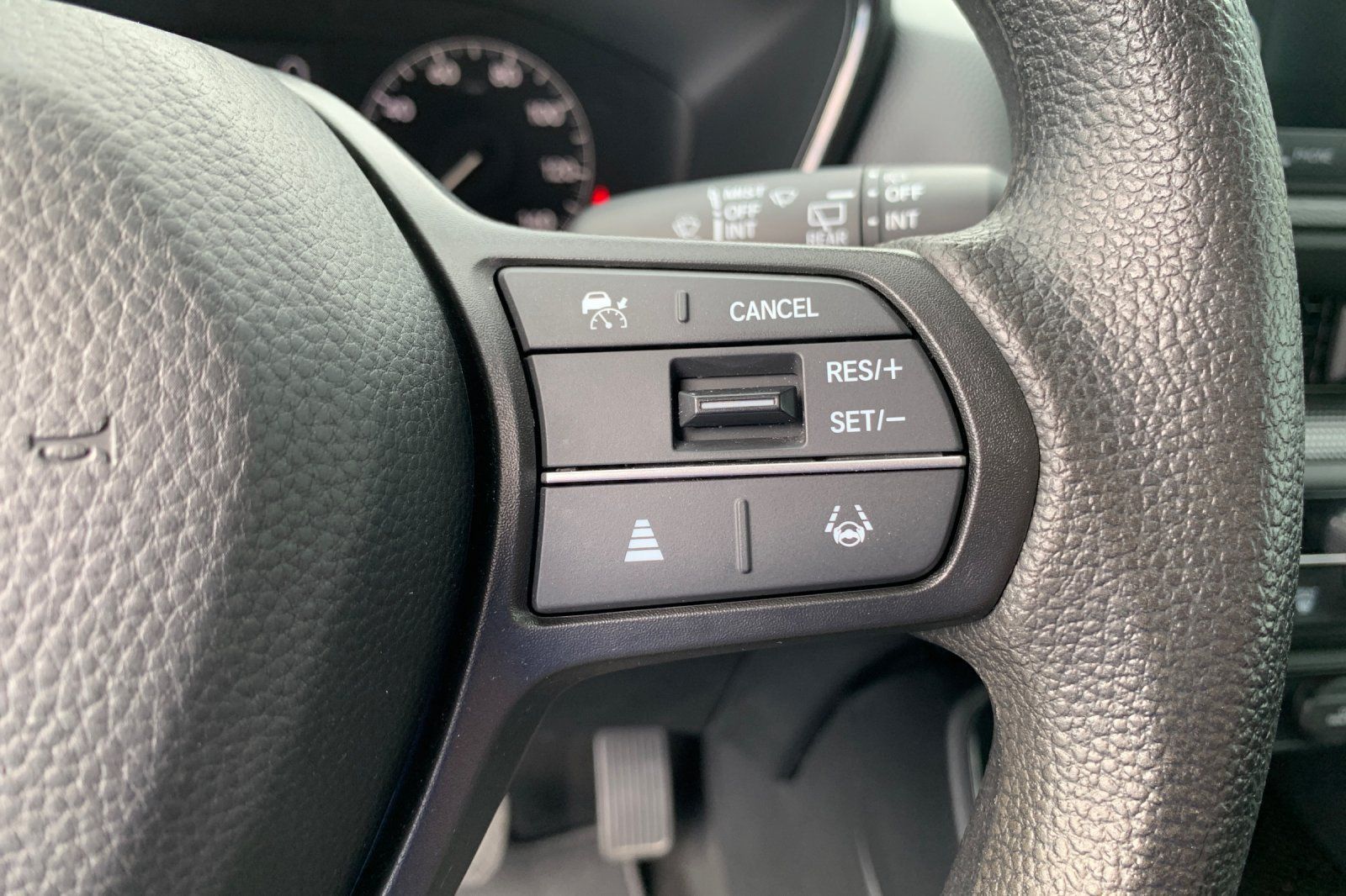 Certified 2025 Honda CR-V LX image 30