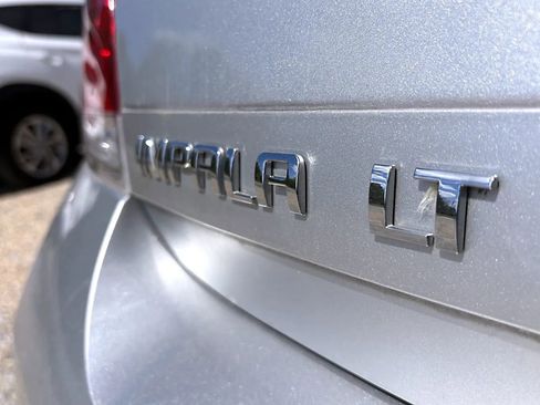 Used 2012 Chevrolet Impala LT FWD image 13