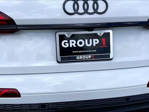 Used 2026 Audi Q7 3.0T Premium w/ Convenience Plus Package AWD/4WD image 10
