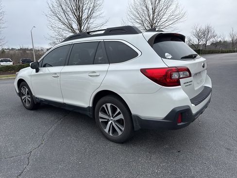 Used 2018 Subaru Outback 3.6R Limited image 4