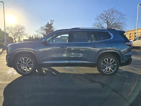 New 2026 GMC Acadia Denali Ultimate image 5