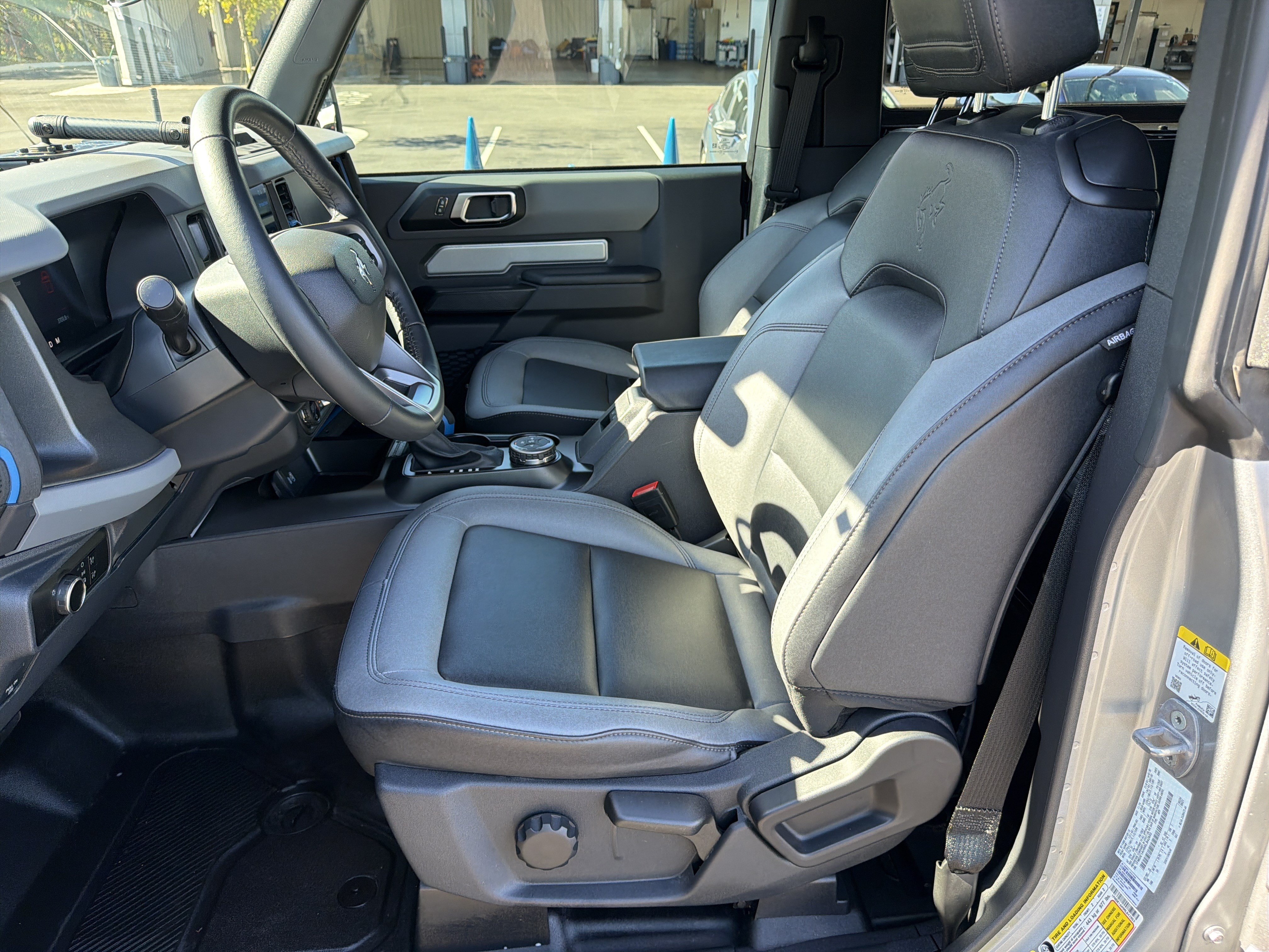 Used 2024 Ford Bronco Black Diamond AWD/4WD image 10