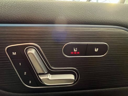 Used 2023 Mercedes-Benz GLA 250 4MATIC image 12