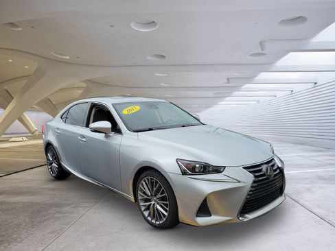 Used 2017 Lexus IS 200t RWD image 1
