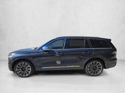Used 2020 Lincoln Aviator Black Label w/ Dynamic Handling Package image 9