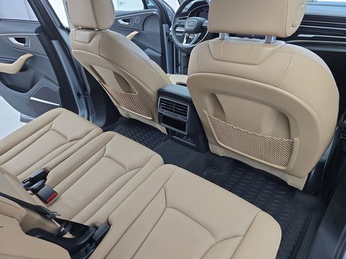 Used 2025 Audi Q7 3.0T Premium Plus w/ Premium Plus Package image 11