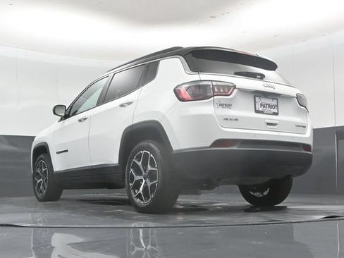 Used 2025 Jeep Compass Limited AWD/4WD image 50